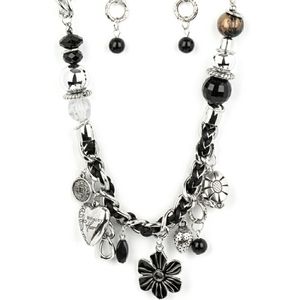 Woman's Black and Silver Necklace